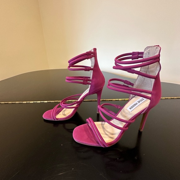 NWT Luxury Spring Summer Party Steve Madden Strappy Suede Pump/Shoes - Picture 9 of 17
